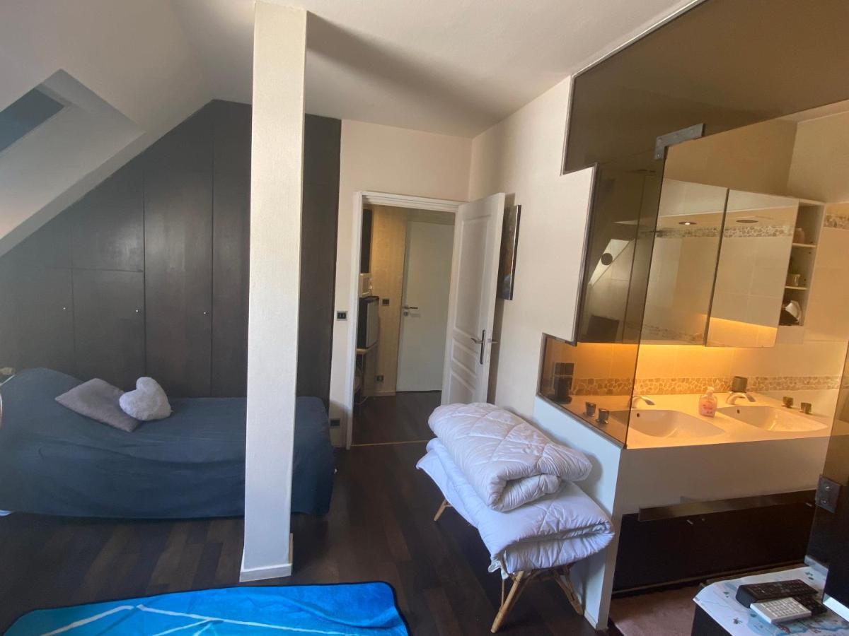 Chambres Privatives Chez L'Habitant กีบวิลเลอร์ ภายนอก รูปภาพ